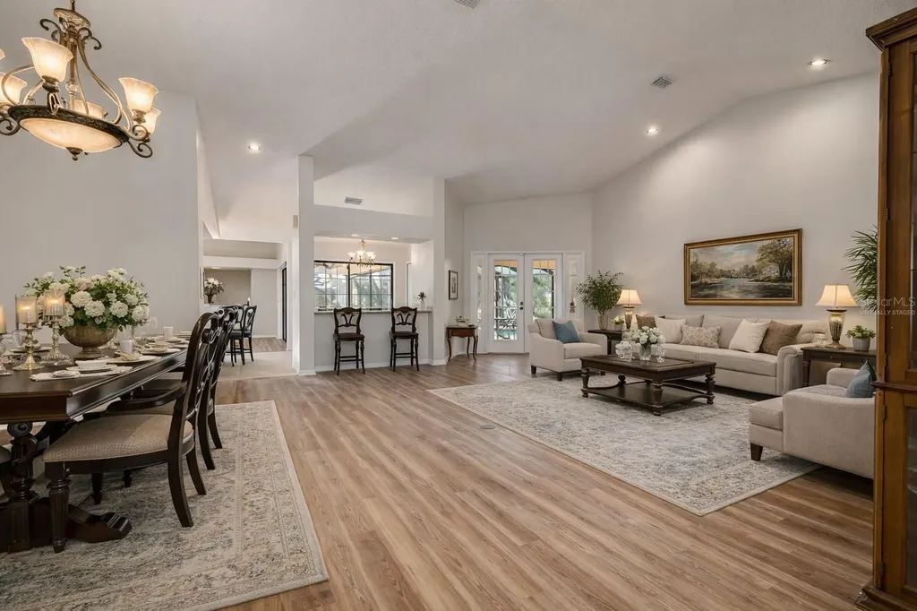 470 Hickorynut Avenue Oldsmar FL 34677