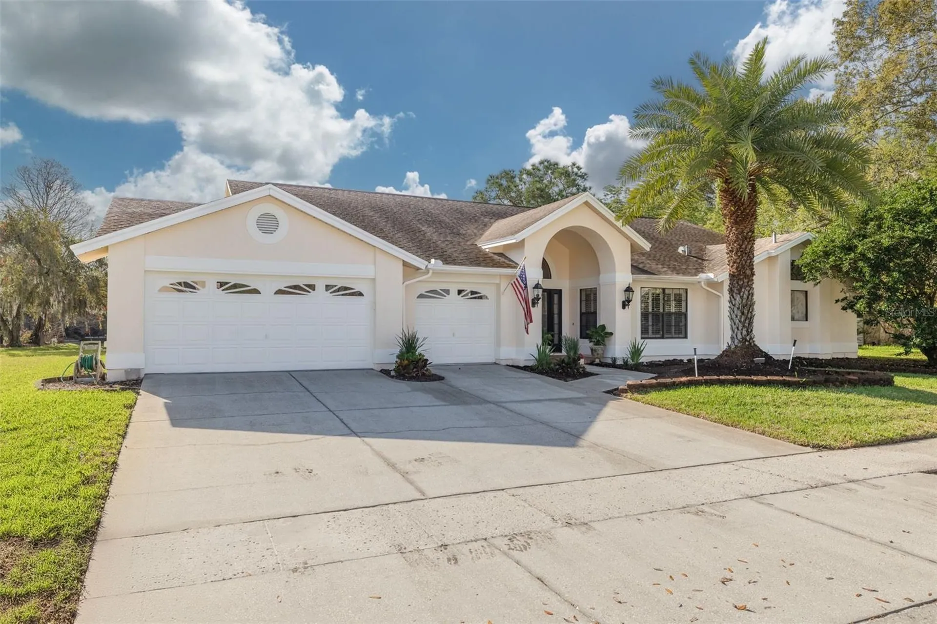 470 Hickorynut Avenue Oldsmar FL 34677