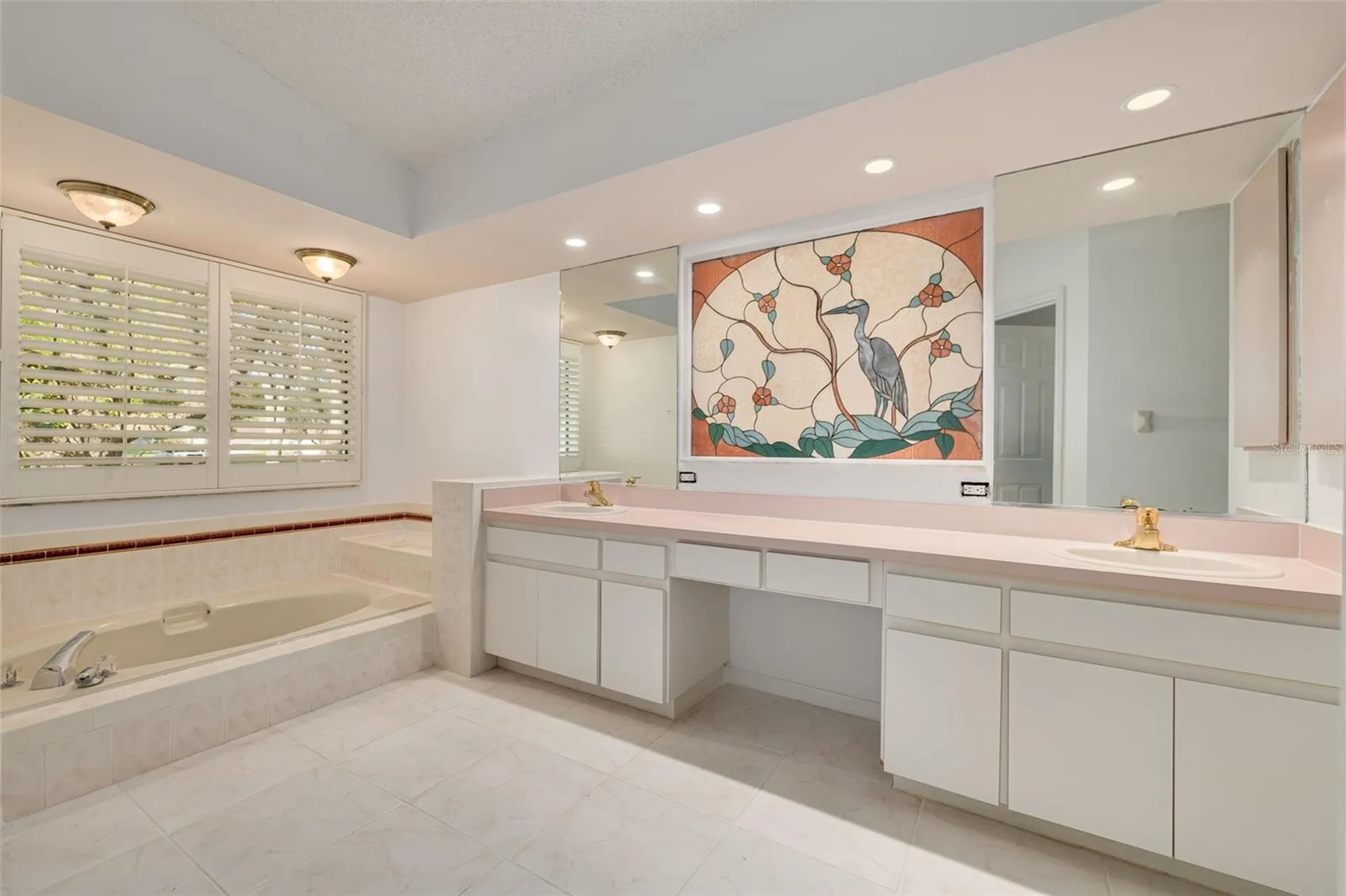 470 Hickorynut Avenue Oldsmar FL 34677