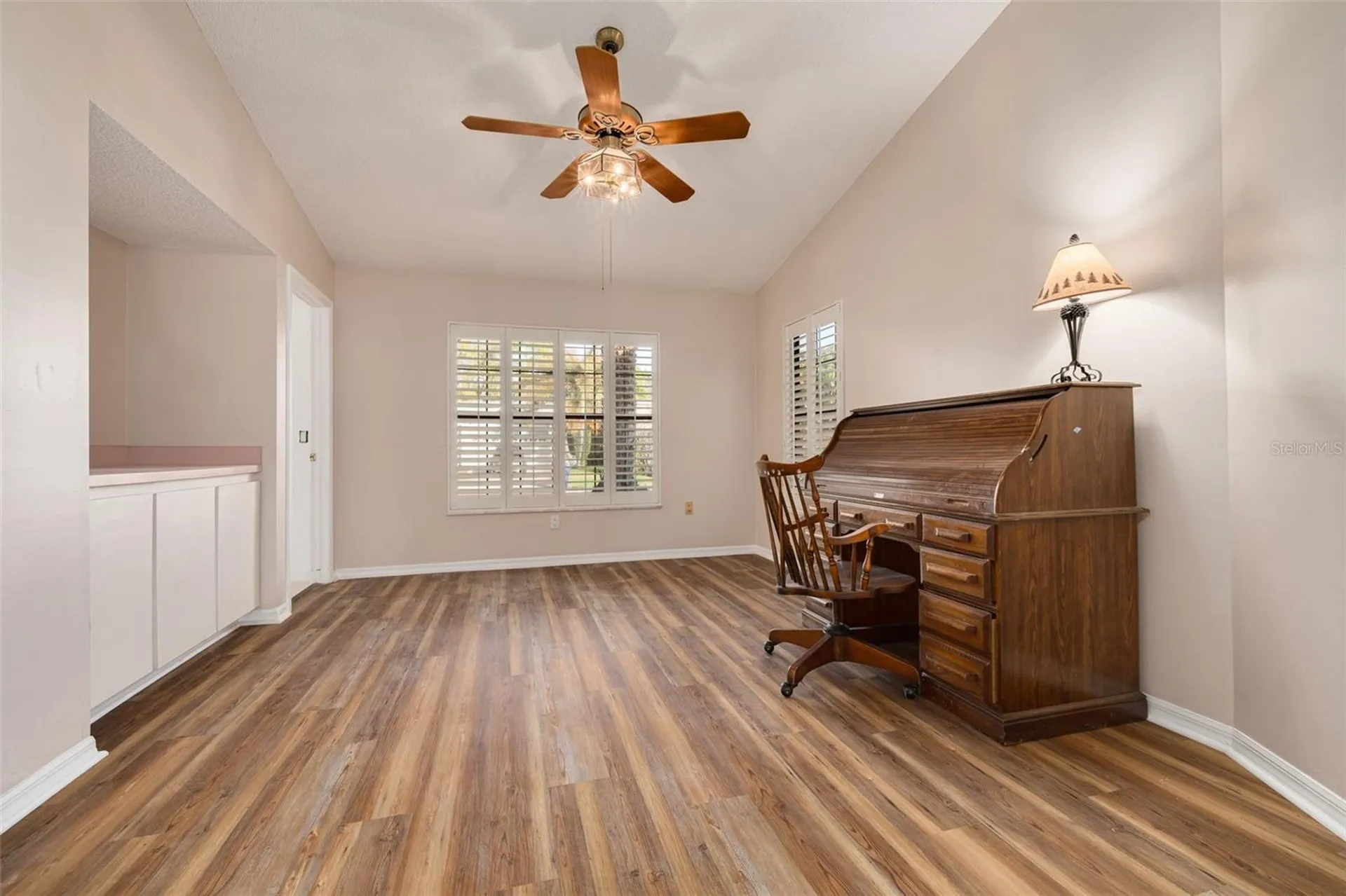 470 Hickorynut Avenue Oldsmar FL 34677