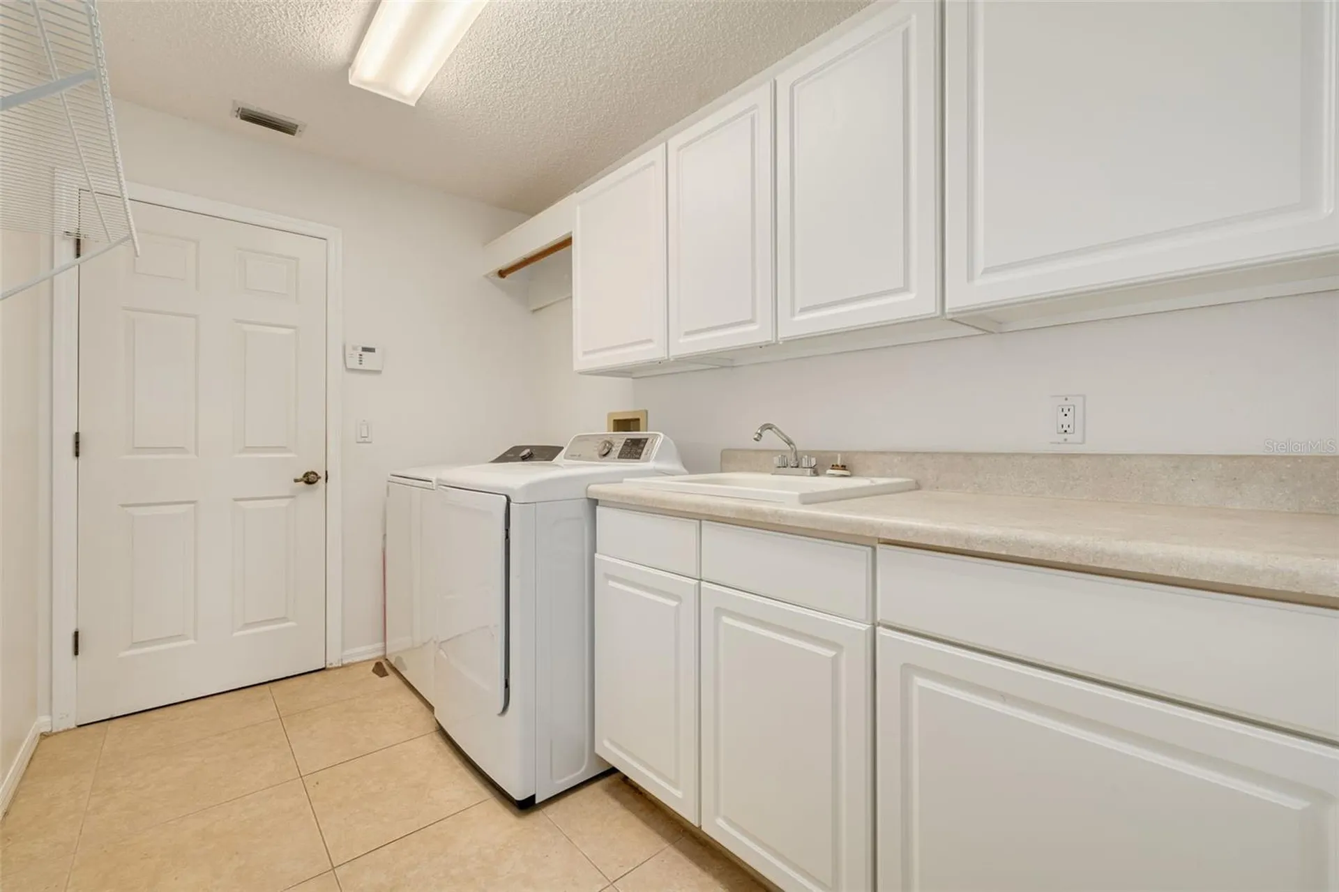 470 Hickorynut Avenue Oldsmar FL 34677