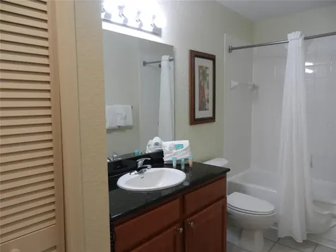 8101 Resort Village Drive Orlando FL 32821