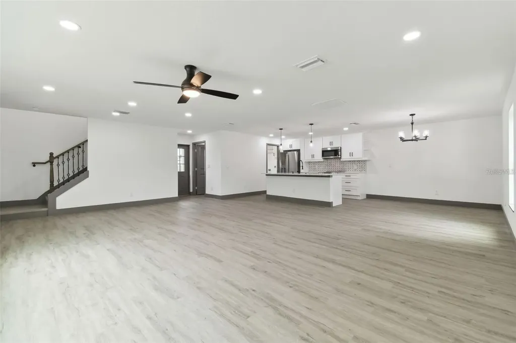 6701 E 19th Avenue Tampa FL 33619