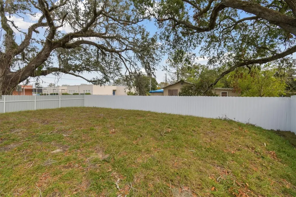 6701 E 19th Avenue Tampa FL 33619