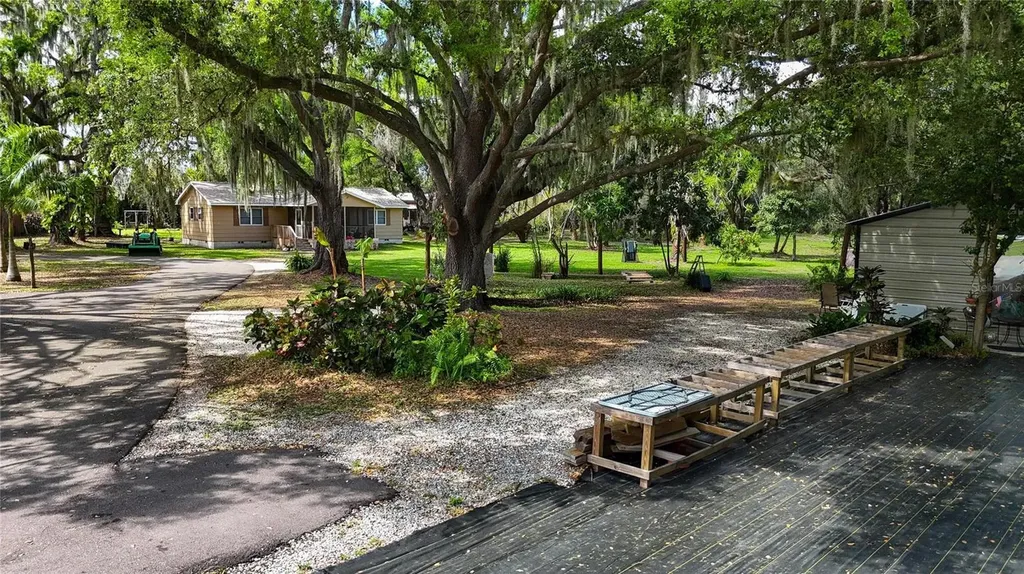 12300 Parrish Cemetary Road Parrish FL 34219