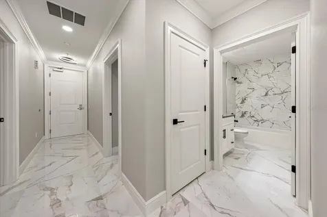 211 Dolphin Point Clearwater FL 33767