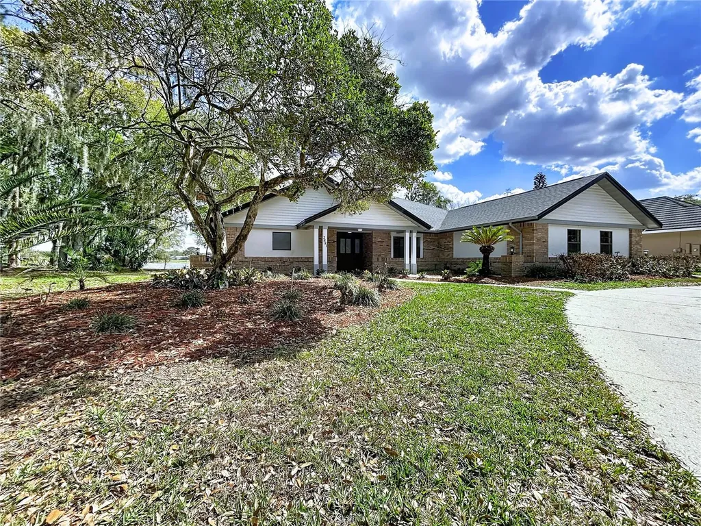 2881 Hammock Drive Plant City FL 33566