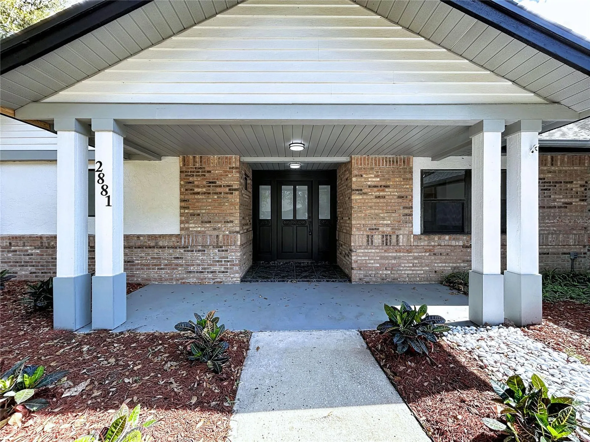 2881 Hammock Drive Plant City FL 33566