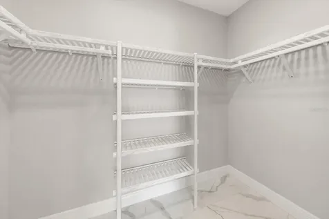 211 Dolphin Point Clearwater FL 33767