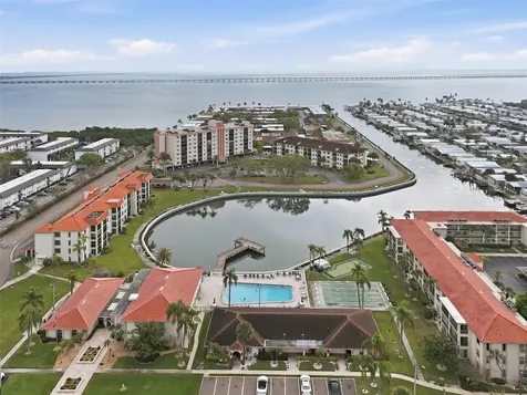 19029 Us Highway 19 N Clearwater FL 33764