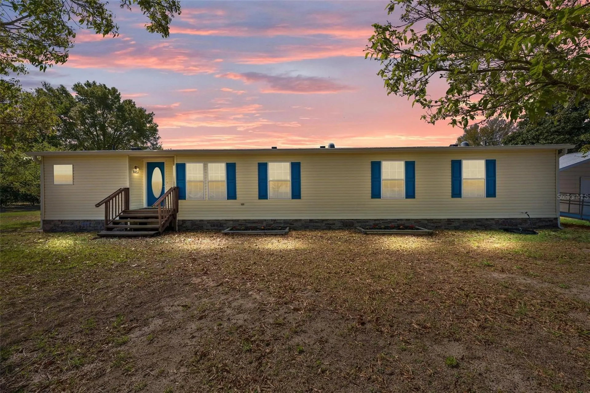 5353 NE 136th Place Oxford FL 34484