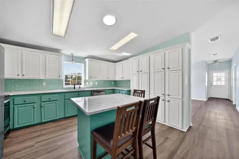 5353 NE 136th Place Oxford FL 34484