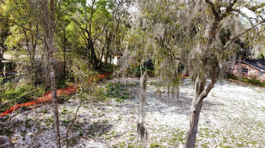 2221 Holly Lane Deland FL 32724