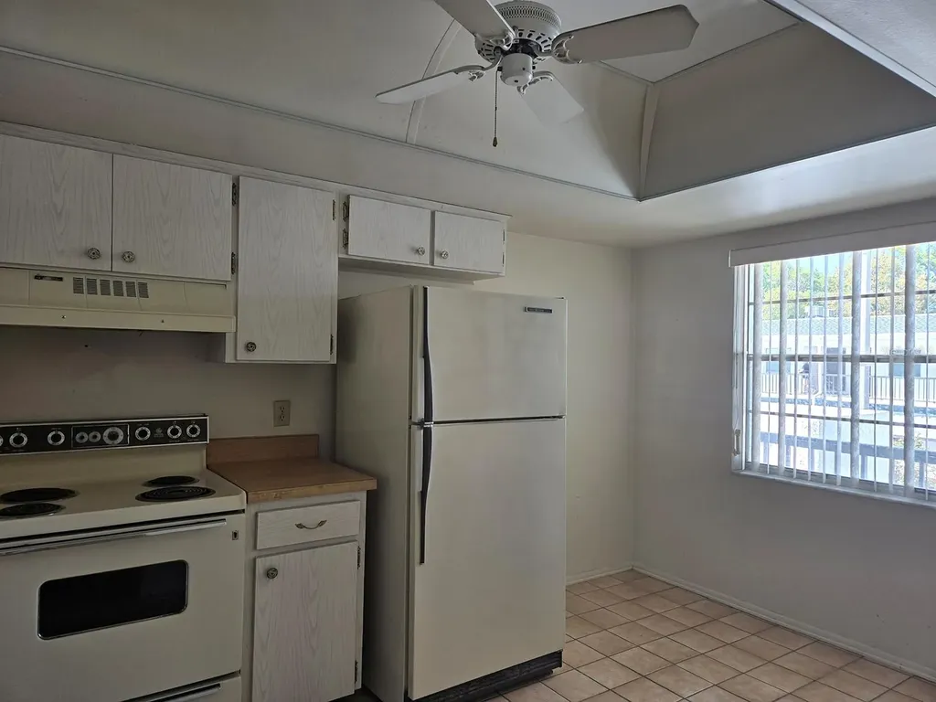 7700 92nd Street Seminole FL 33777