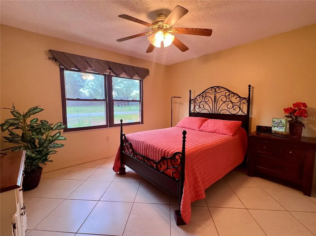 1395 Mission Drive W Clearwater FL 33759