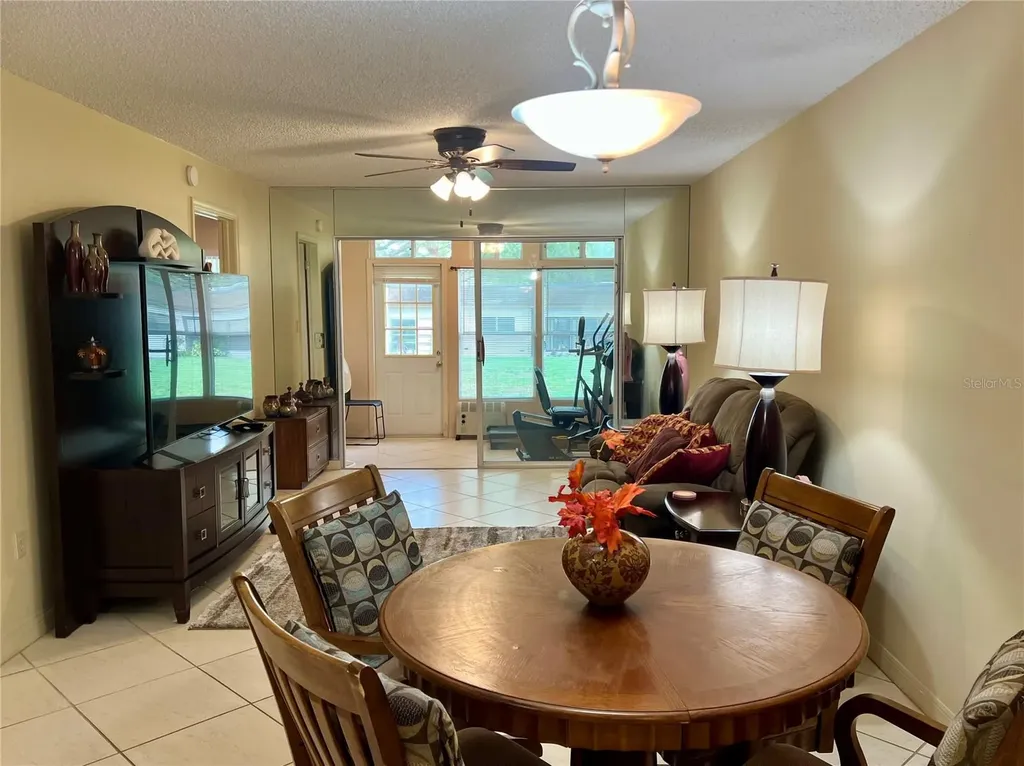1395 Mission Drive W Clearwater FL 33759