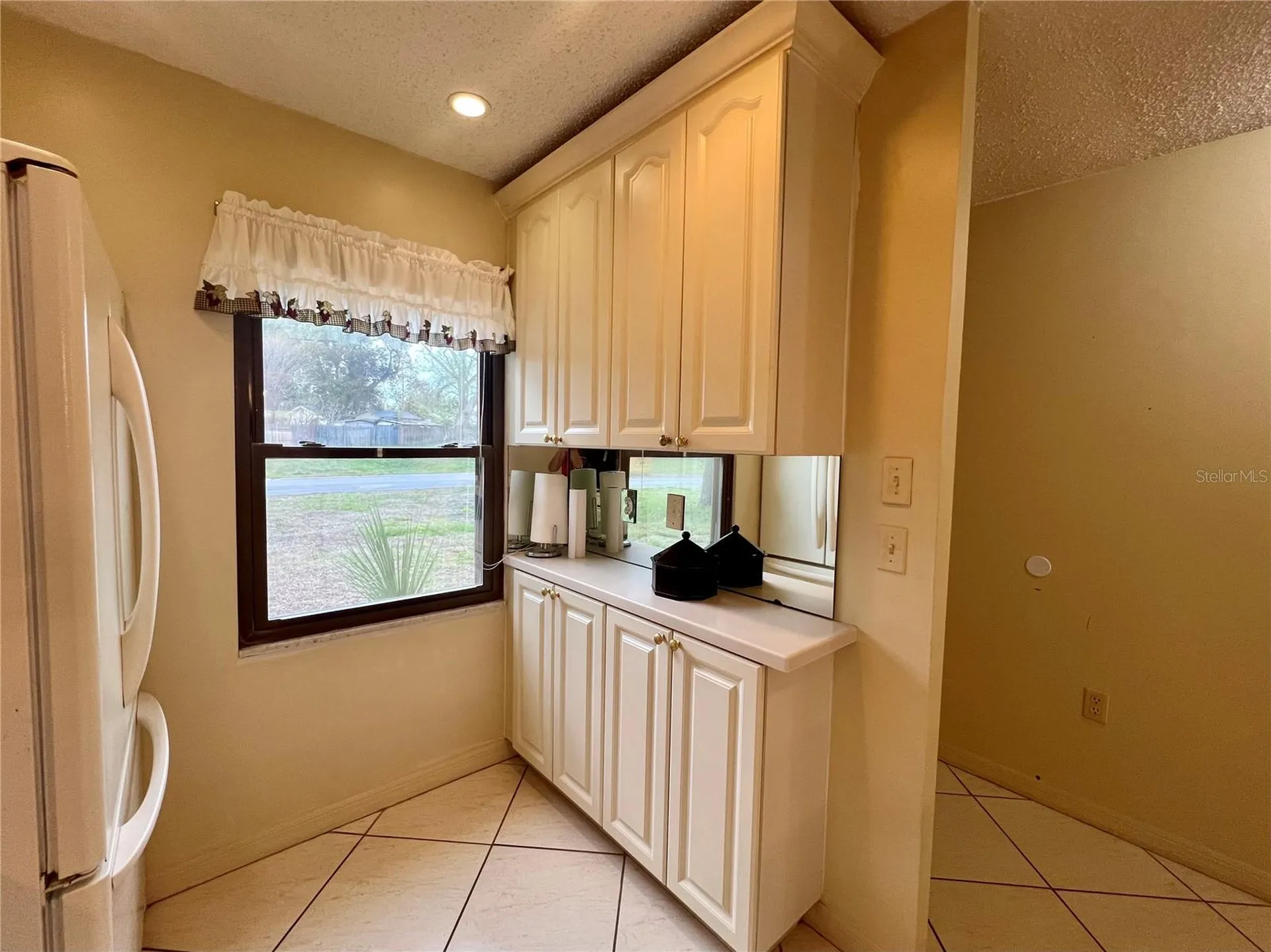 1395 Mission Drive W Clearwater FL 33759