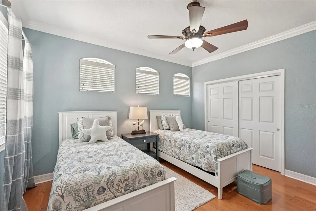 1435 Emerald Dunes Drive Sun City Center FL 33573