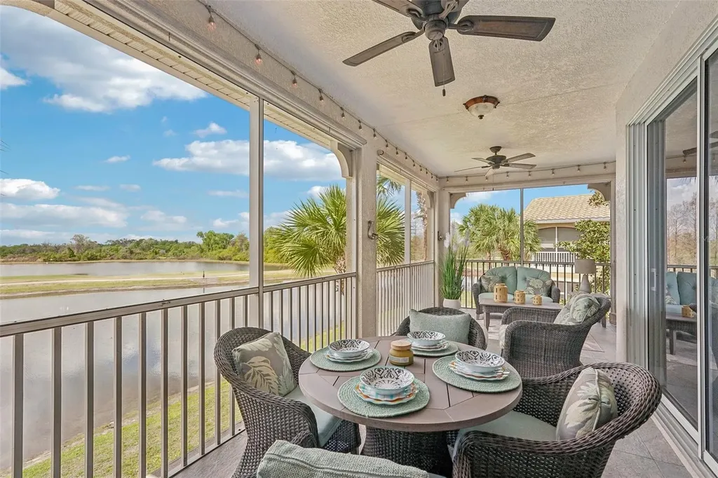 1435 Emerald Dunes Drive Sun City Center FL 33573
