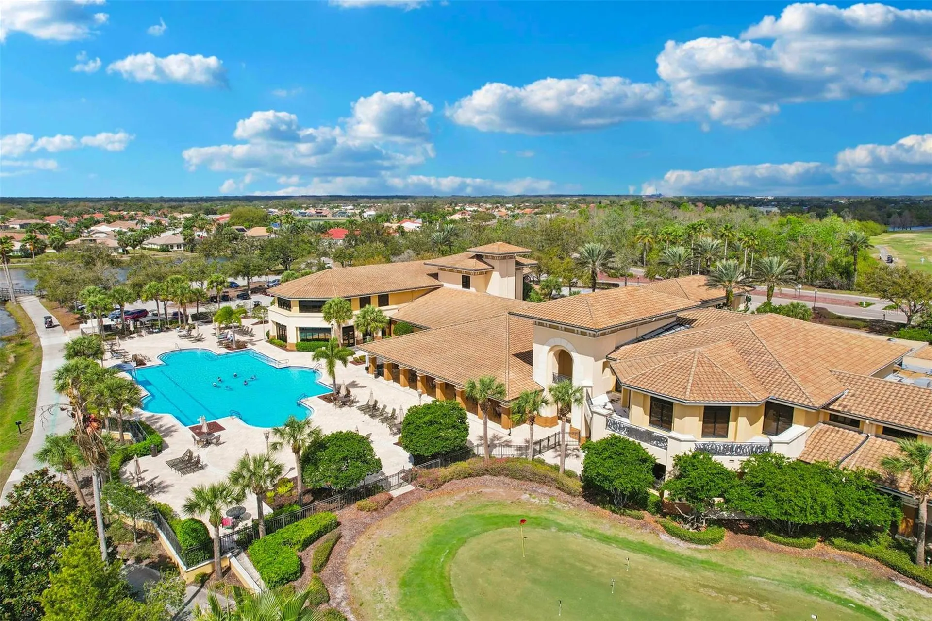 1435 Emerald Dunes Drive Sun City Center FL 33573