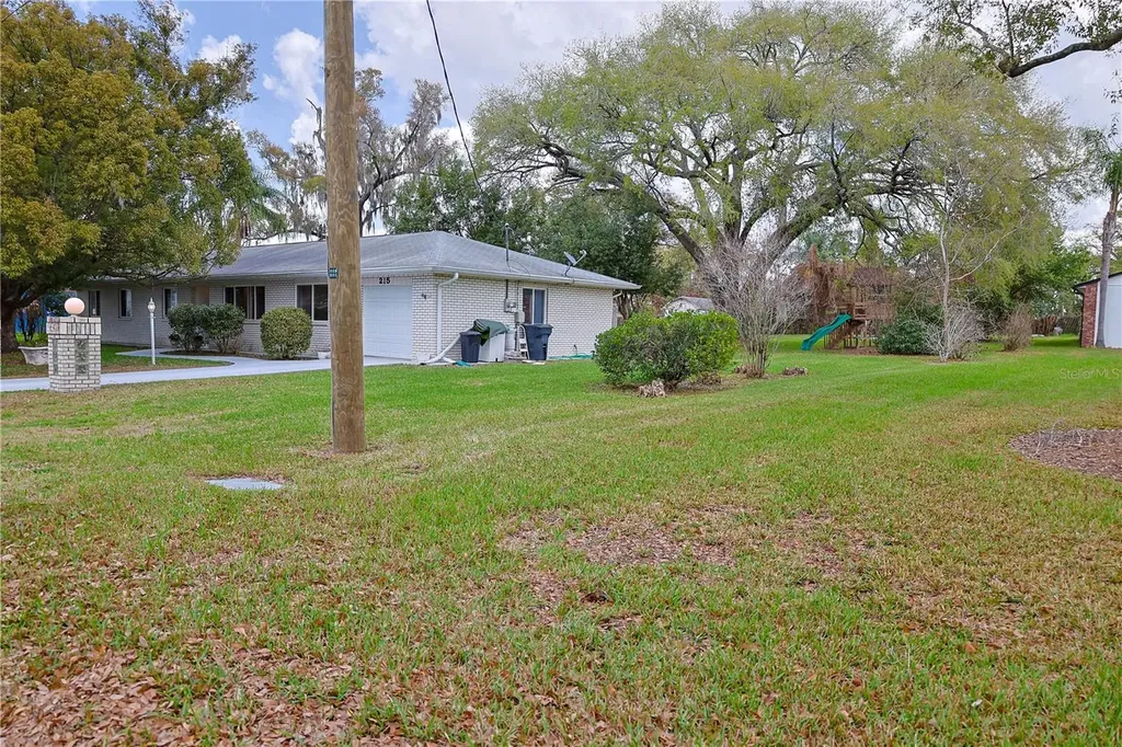 215 Morningside Drive Valrico FL 33594