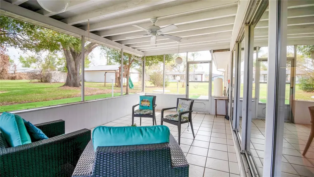 215 Morningside Drive Valrico FL 33594