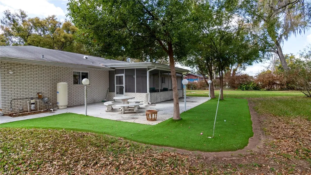 215 Morningside Drive Valrico FL 33594