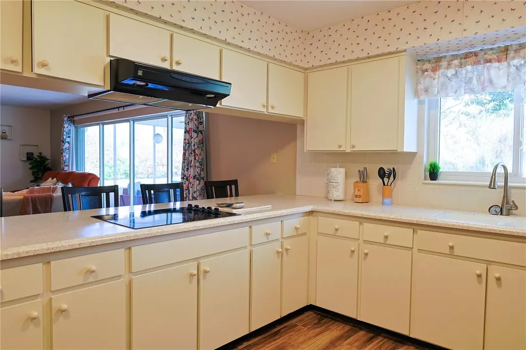 215 Morningside Drive Valrico FL 33594