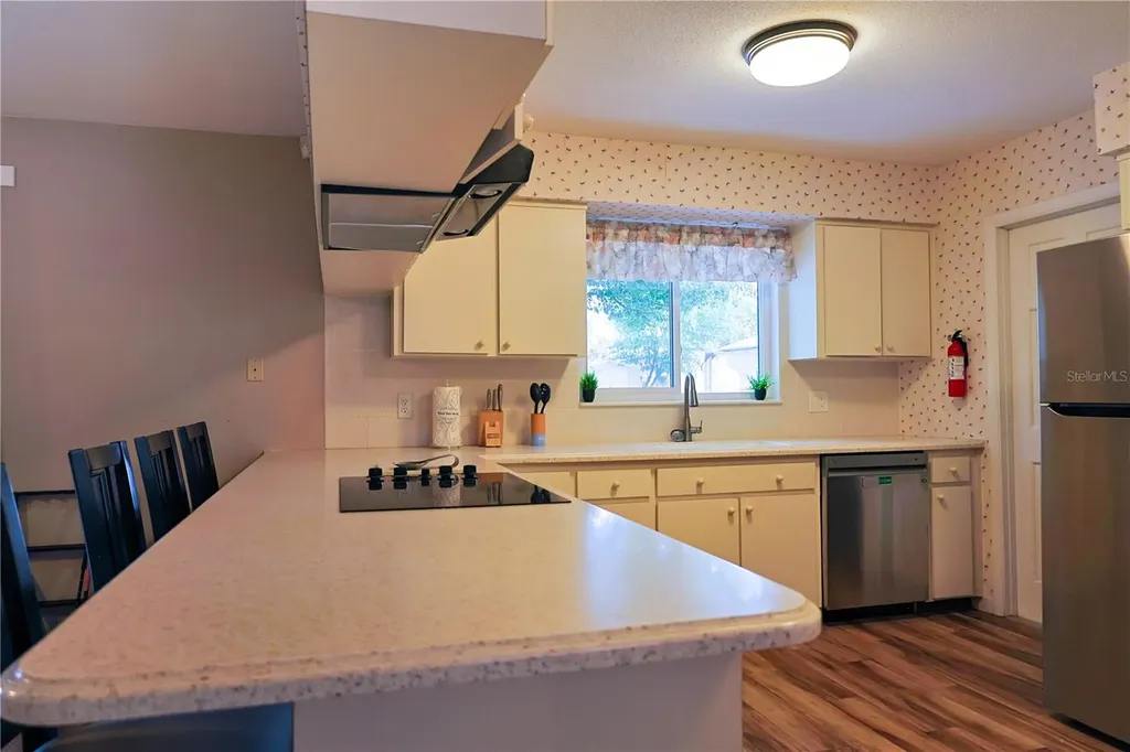 215 Morningside Drive Valrico FL 33594