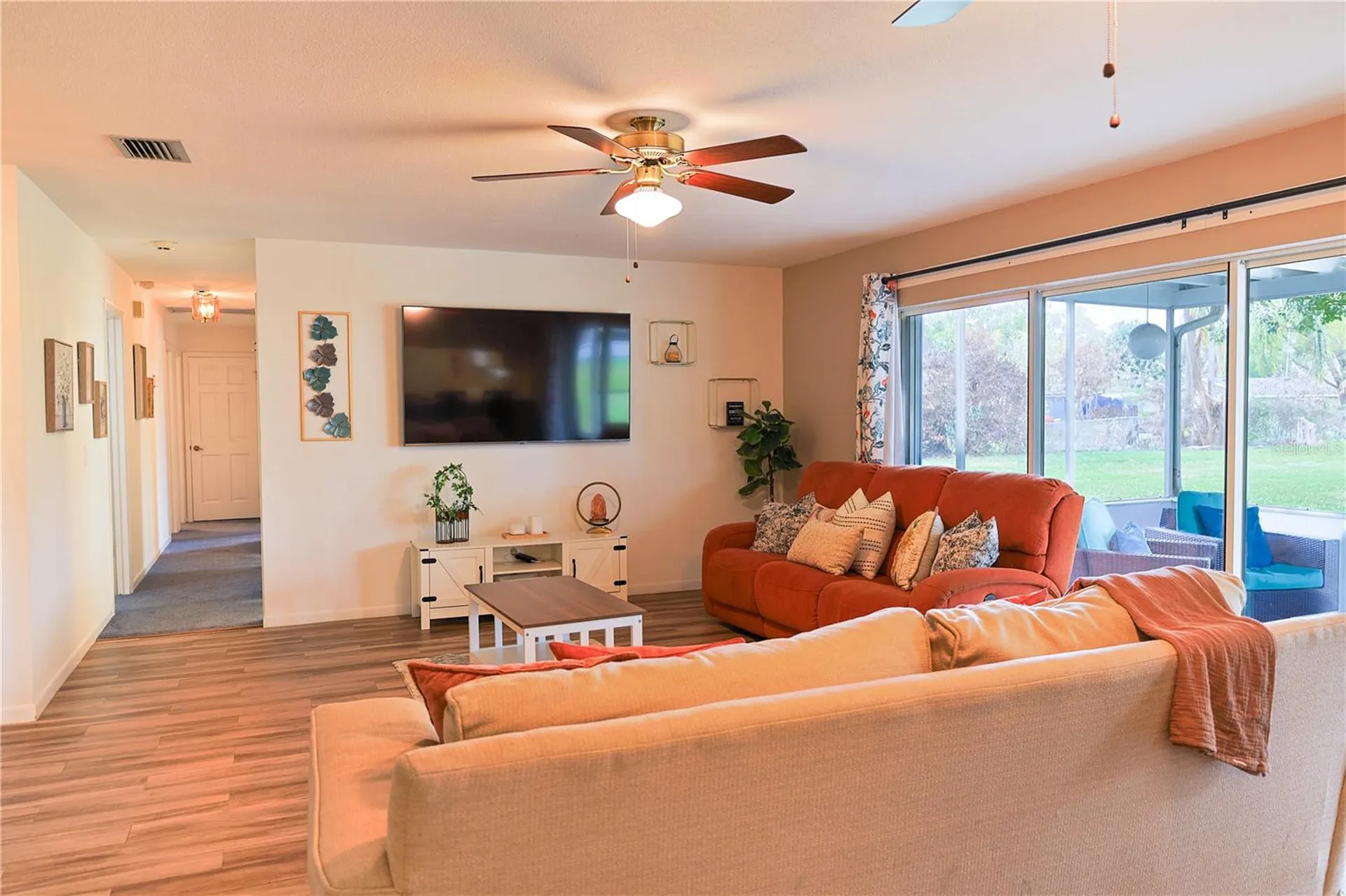 215 Morningside Drive Valrico FL 33594