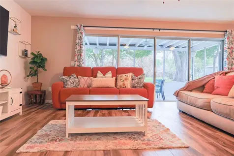 215 Morningside Drive Valrico FL 33594