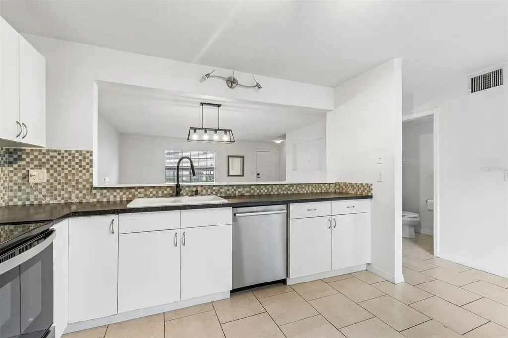607 Bough Avenue Clearwater FL 33760