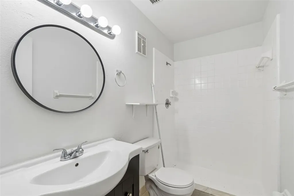 607 Bough Avenue Clearwater FL 33760