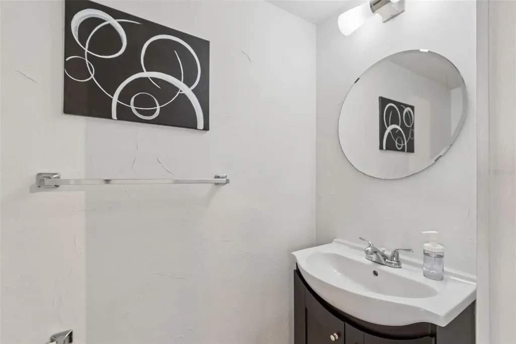 607 Bough Avenue Clearwater FL 33760