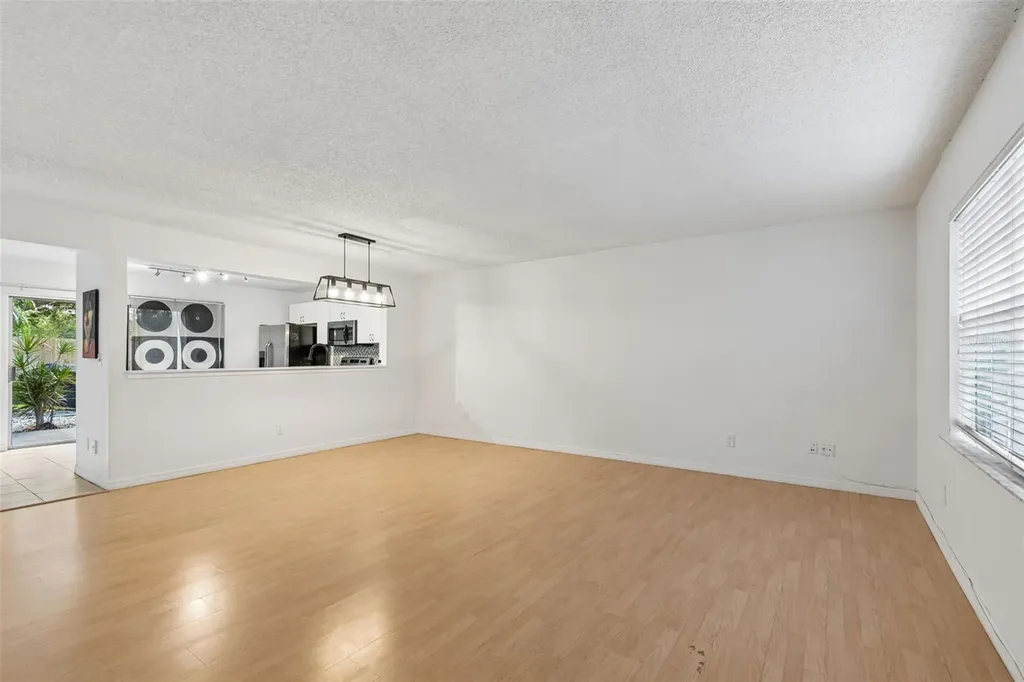607 Bough Avenue Clearwater FL 33760
