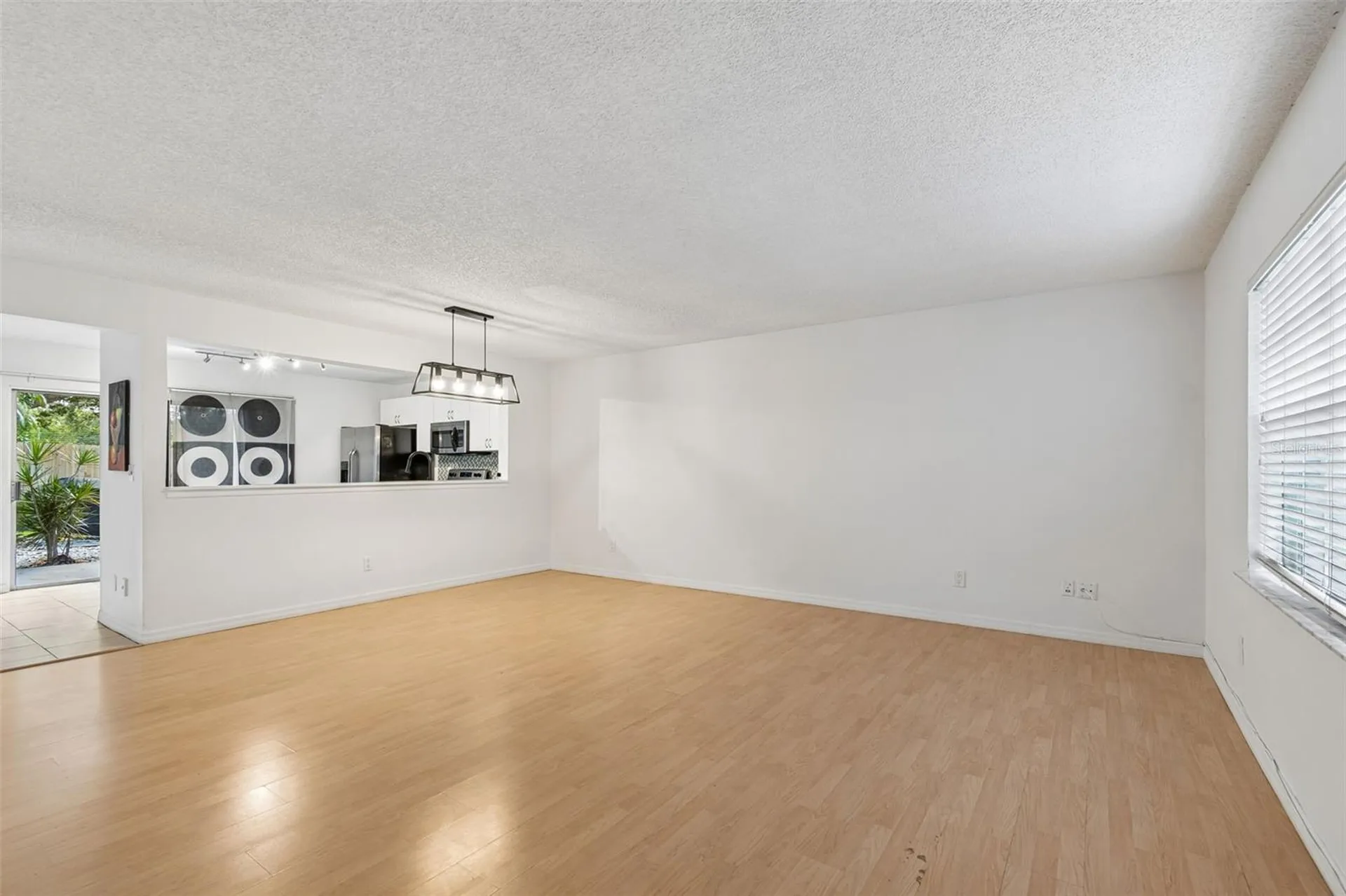 607 Bough Avenue Clearwater FL 33760