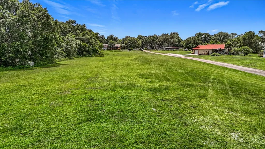 7211 Tumbleton Court Dover FL 33527