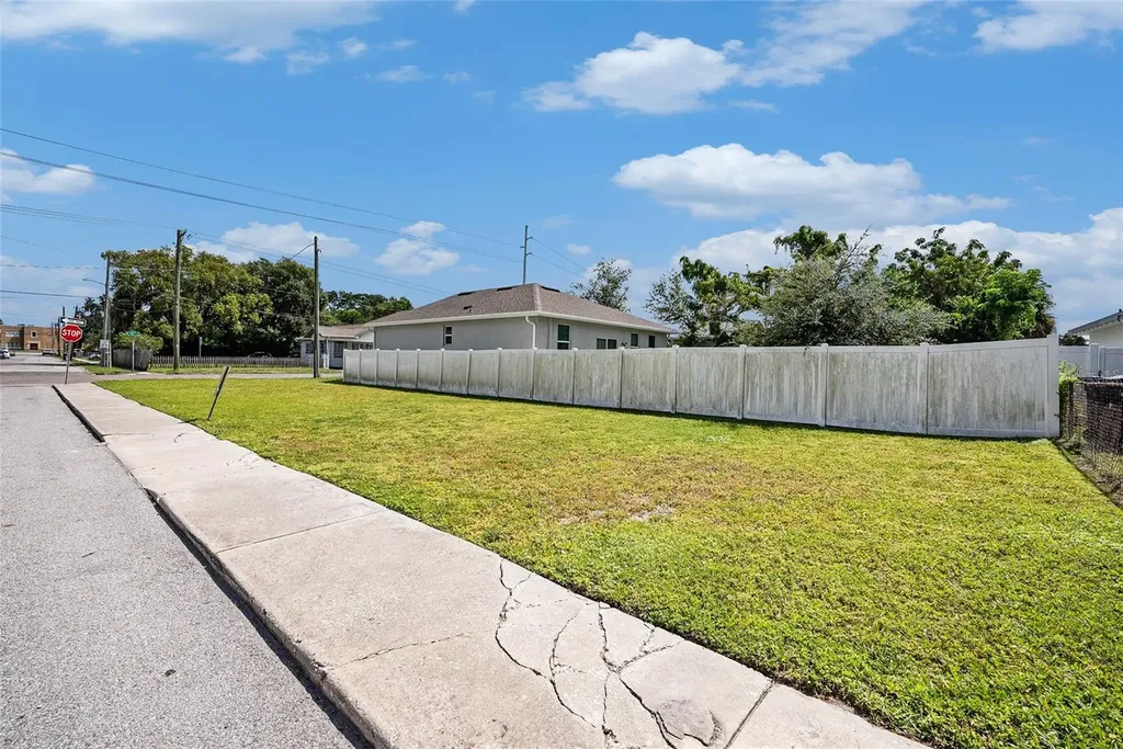 3416 N 15th Street Tampa FL 33605