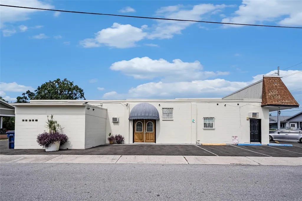 3416 N 15th Street Tampa FL 33605