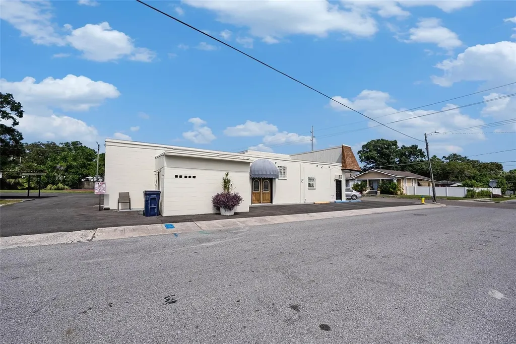 3416 N 15th Street Tampa FL 33605