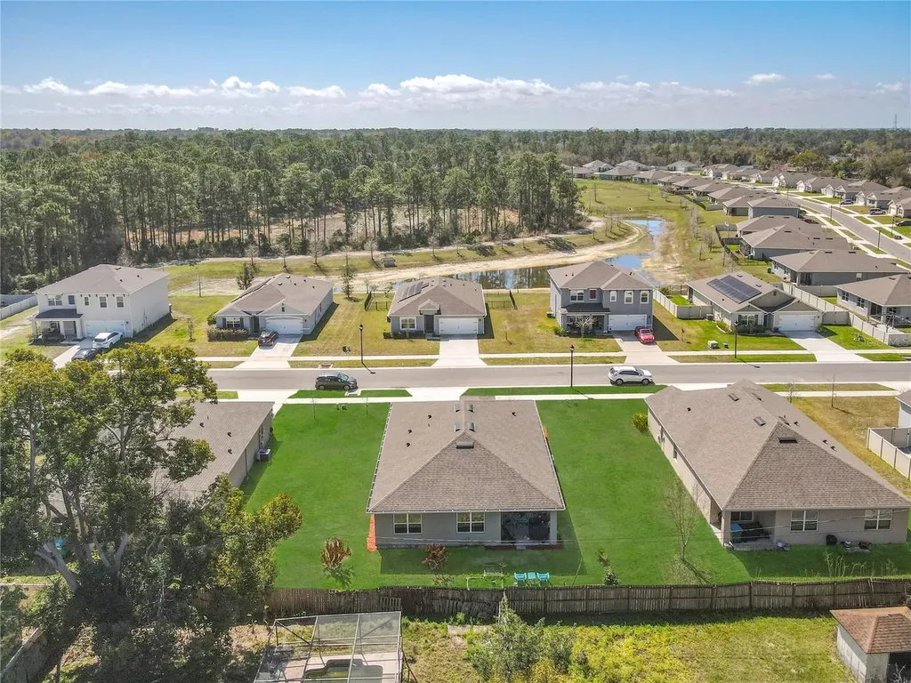 712 Red Hawk Lane Deltona FL 32725