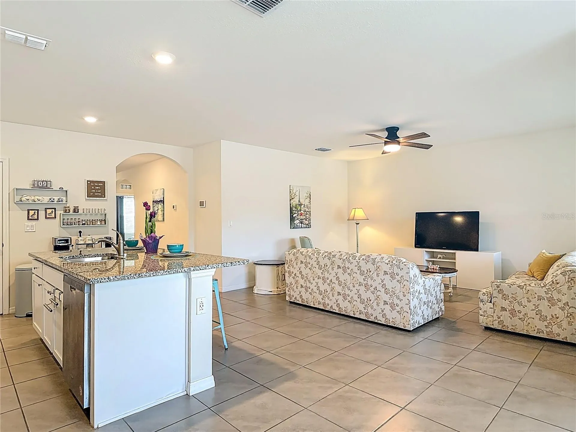 712 Red Hawk Lane Deltona FL 32725
