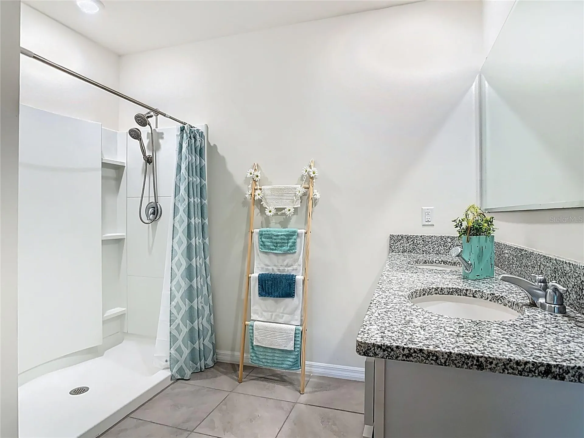 712 Red Hawk Lane Deltona FL 32725