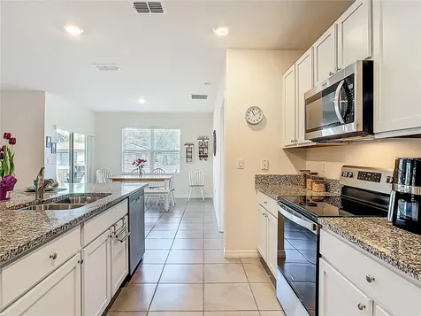 712 Red Hawk Lane Deltona FL 32725