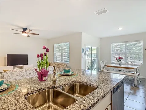 712 Red Hawk Lane Deltona FL 32725