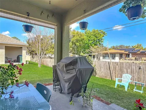 712 Red Hawk Lane Deltona FL 32725