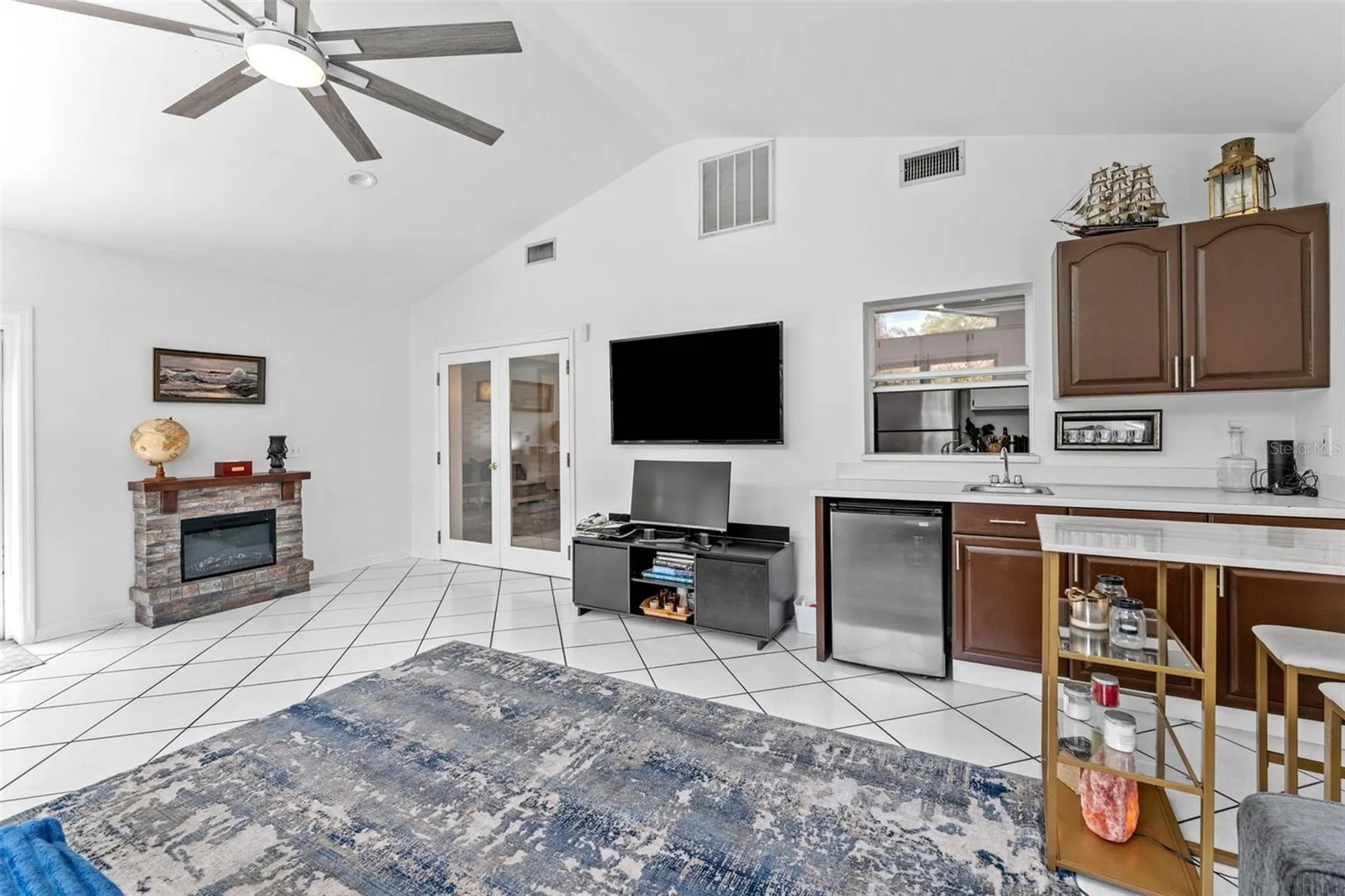 6429 N Gomez Avenue Tampa FL 33614