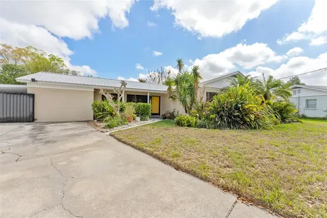 6429 N Gomez Avenue Tampa FL 33614