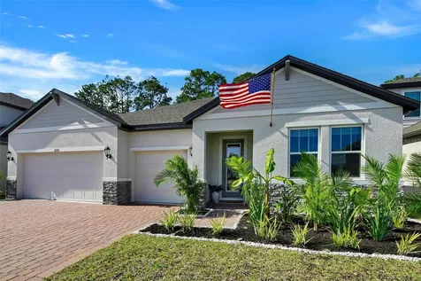 2121 Divot Drive Daytona Beach FL 32124