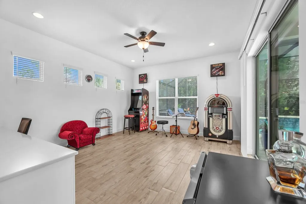 5210 Alafia Falls Drive Lithia FL 33547